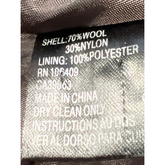 Tahari Arthur S. Levine Wool-Blend Plaid Cape Coat – Size 10. Sale!! - Picture 10 of 15